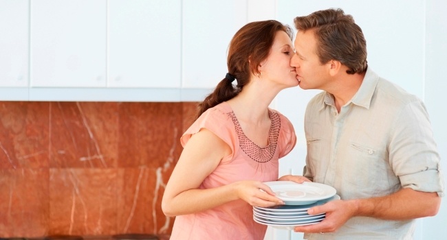 New_-_52_Ways_to_Connect_as_a_Couple_-_iStock_image