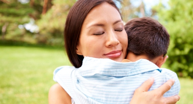 The_Power_of_a_Praying_Mom_-_iStock_image